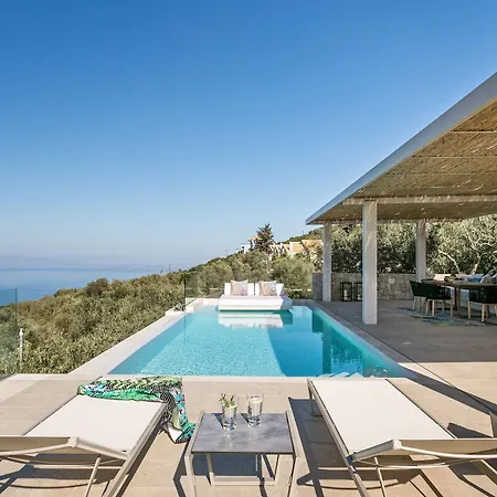 Art Blue Villa *